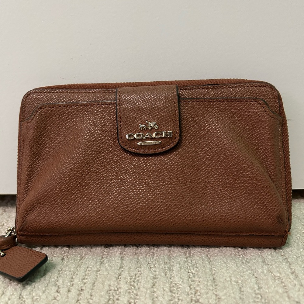 Coach Rich Brown Leather Wristlet - Picture 2 of 4